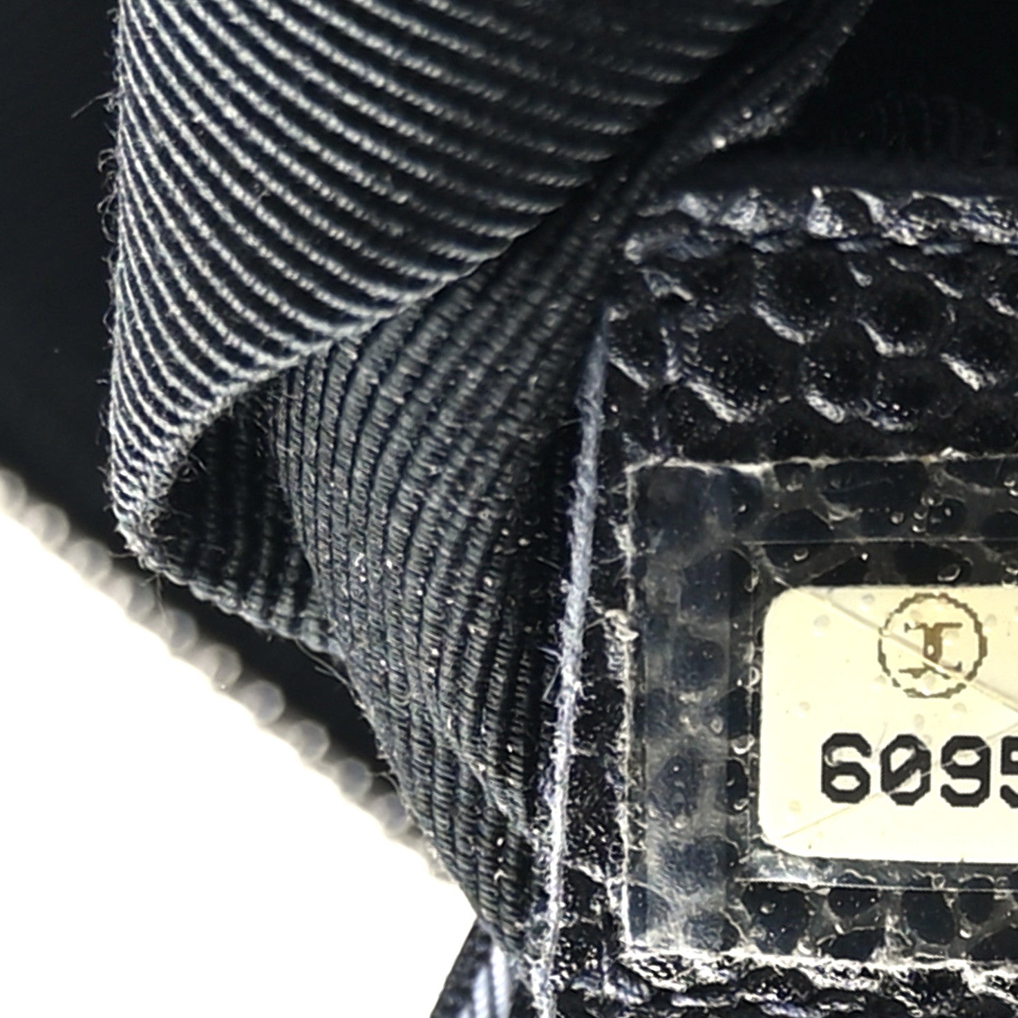 Chanel Caviar Quilted CC Shoulder Bag Black 7 of 9
