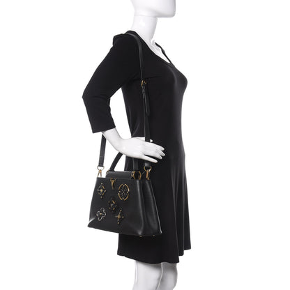 Louis Vuitton Taurillon Metallic Flowers Capucines PM Black 2 of 11