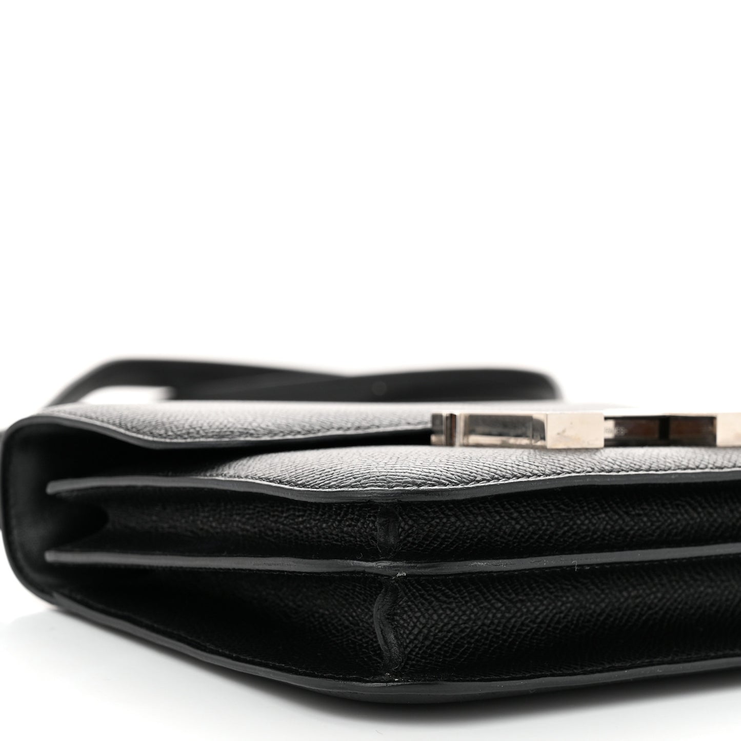 Epsom Constance 18 Black