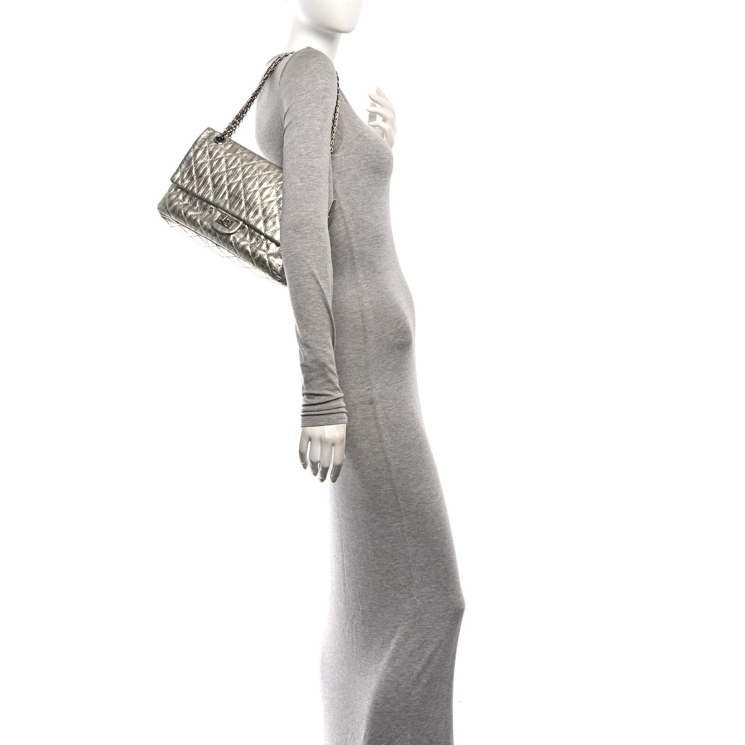 Chanel Metallic Striped Calfskin 2.55 Reissue 226 Flap Silver Silver 2 of 10
