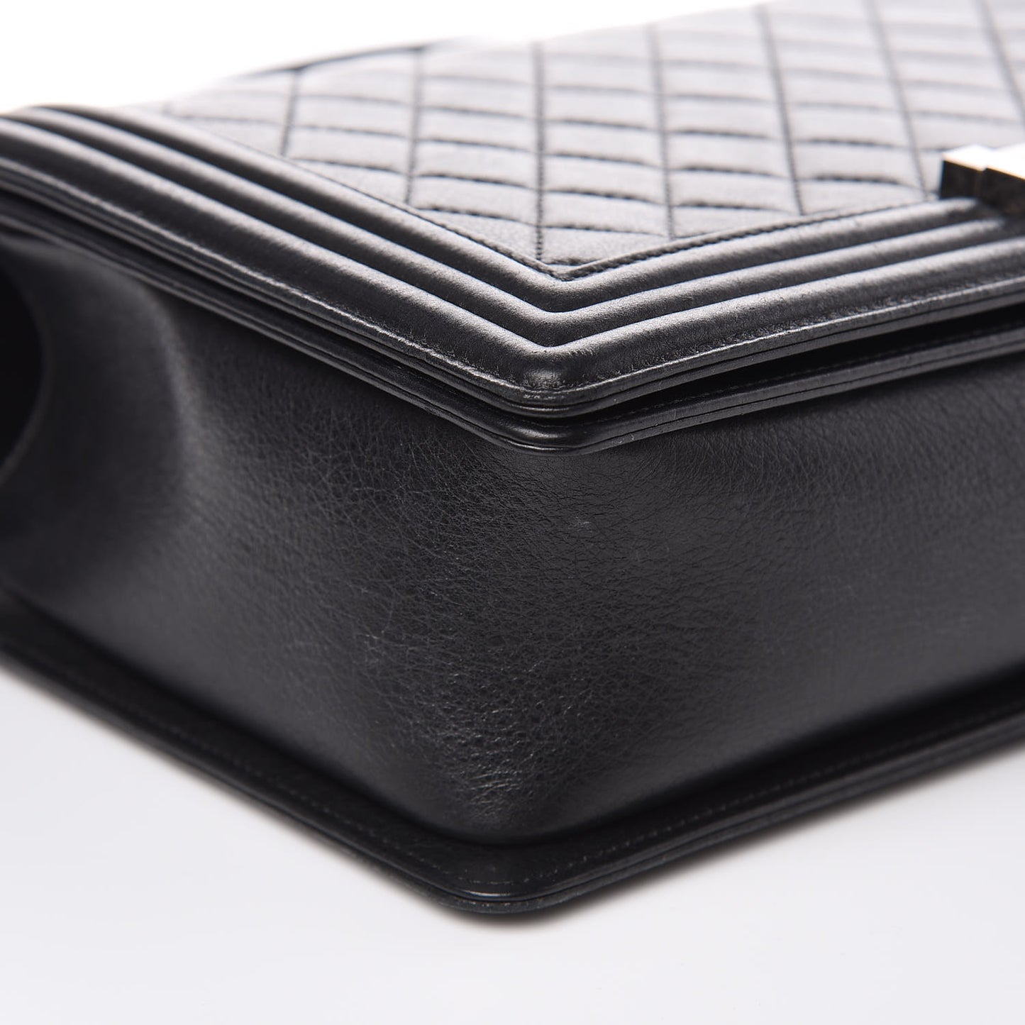 Lambskin Quilted New Medium Boy Flap Black