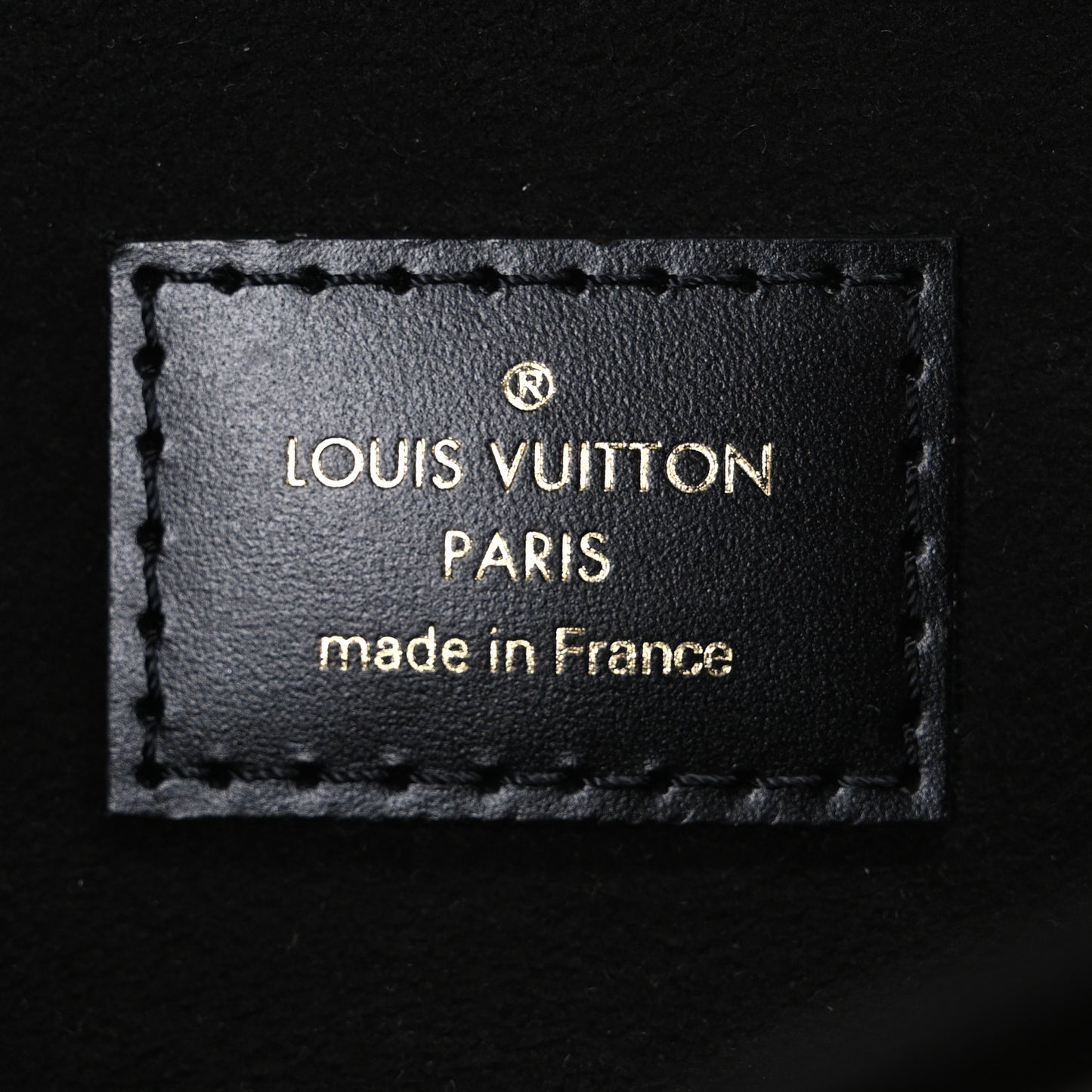 Reverse Monogram Pochette Metis
