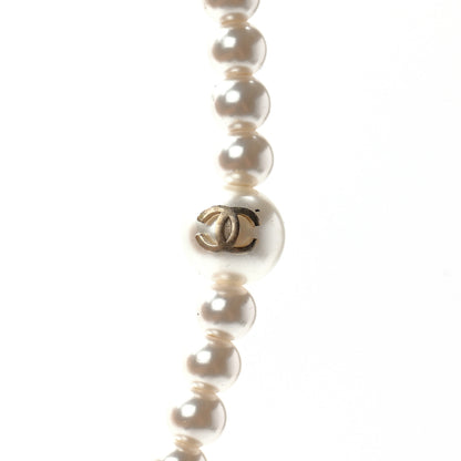 Chanel Pearl CC Headband Ivory 4 of 4