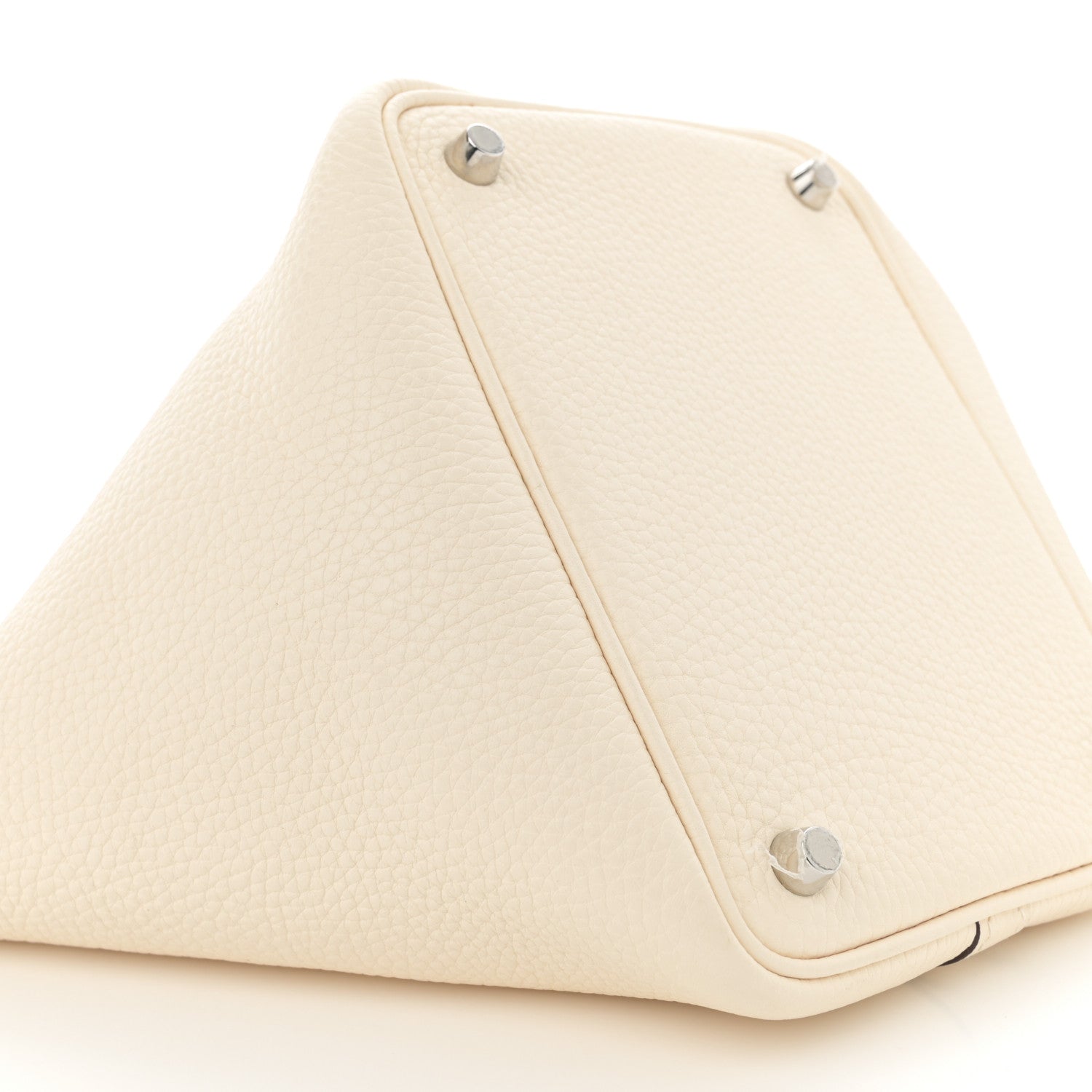 Hermes Taurillon Clemence Picotin Lock 18 PM Nata 9 of 13
