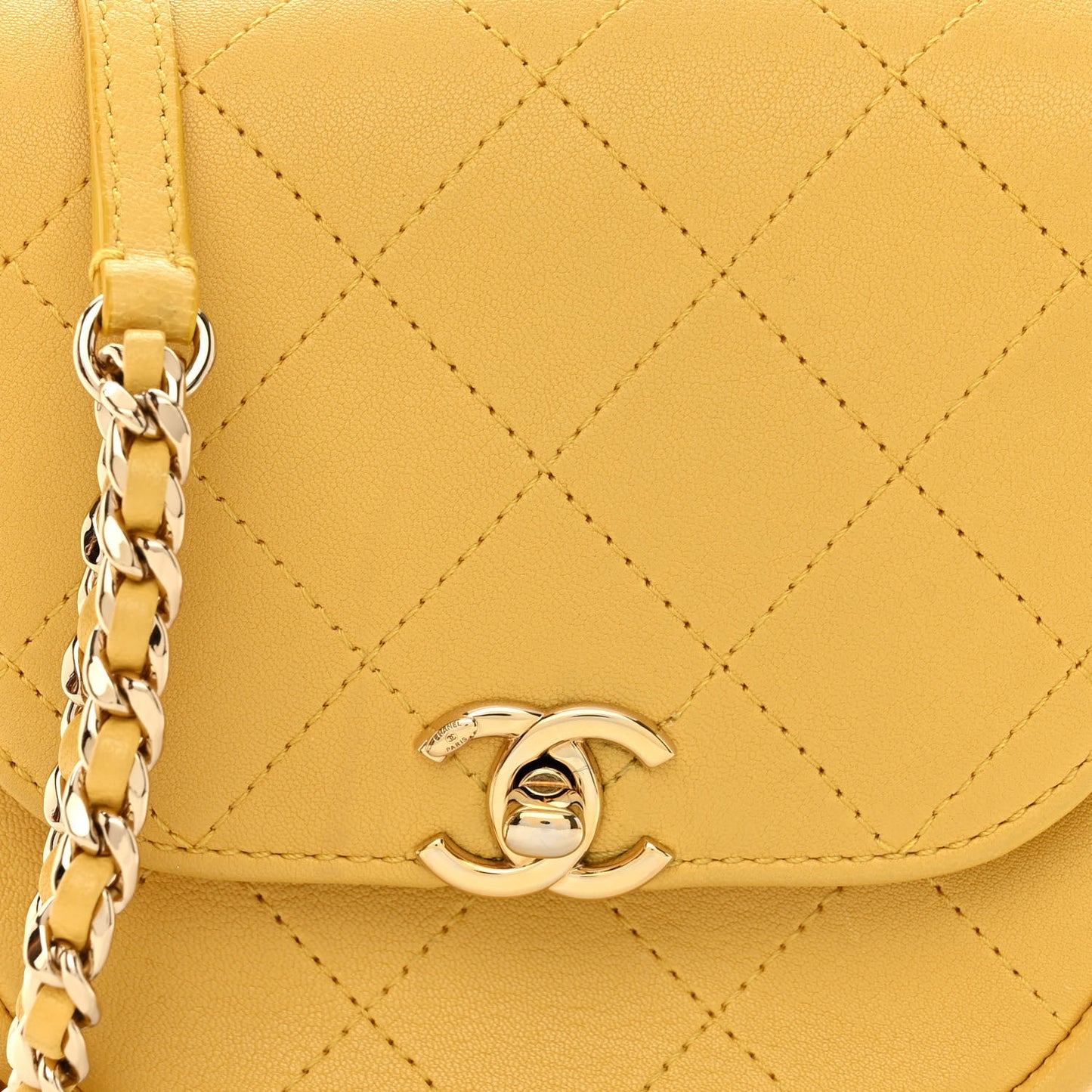 Goatskin Stitched Casual Trip Messenger Flap Yellow