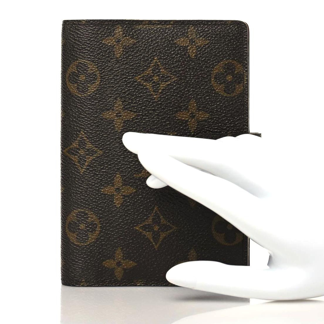 Louis Vuitton Monogram Small Ring Agenda 2 of 6