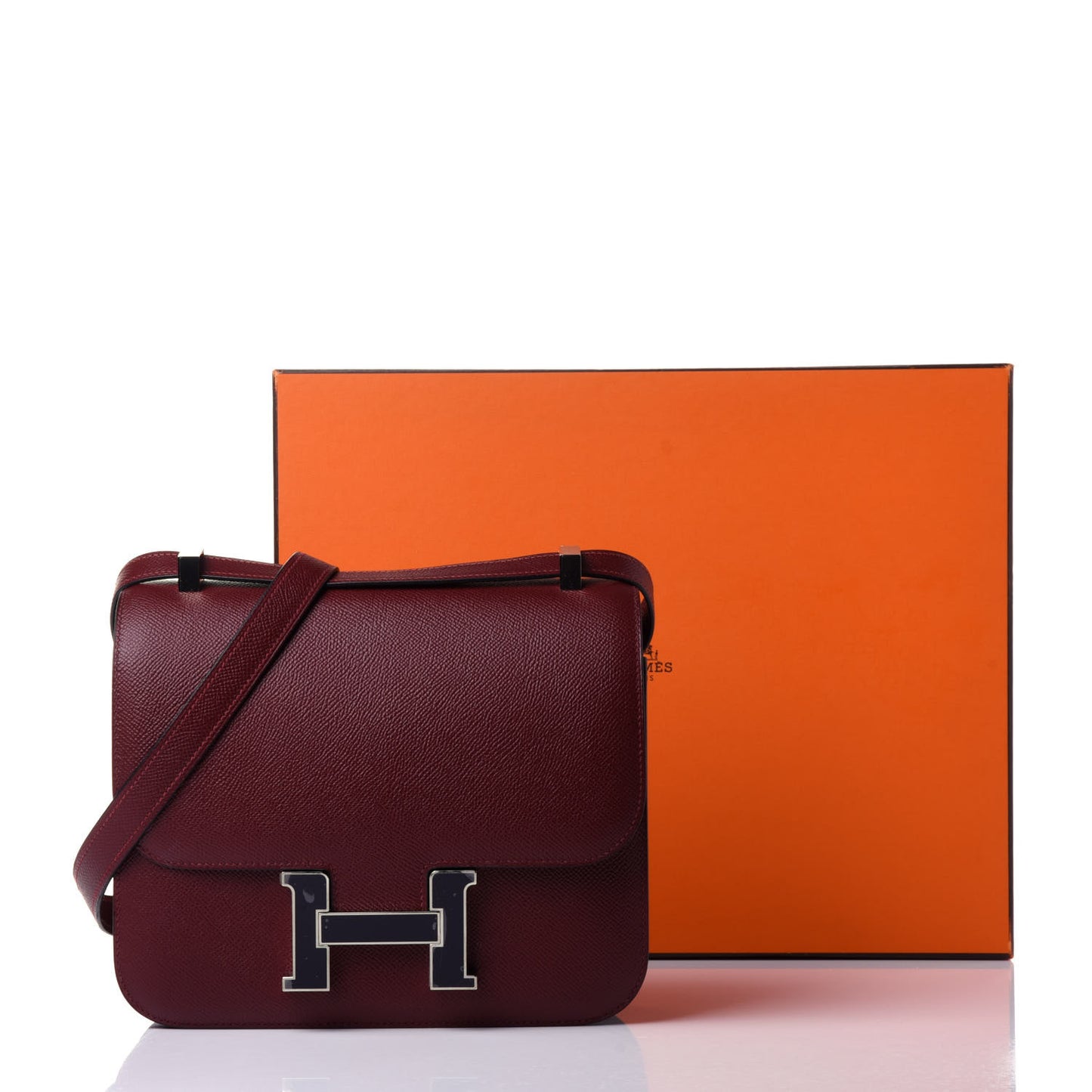 Epsom Enamel Constance 24 Rouge H Bleu Nuit