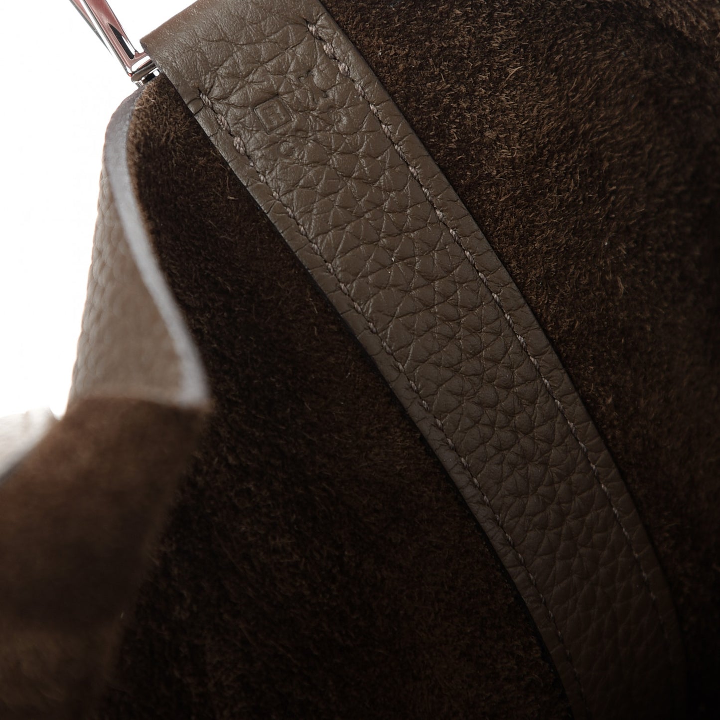 Taurillon Clemence Picotin Lock 26 GM Taupe