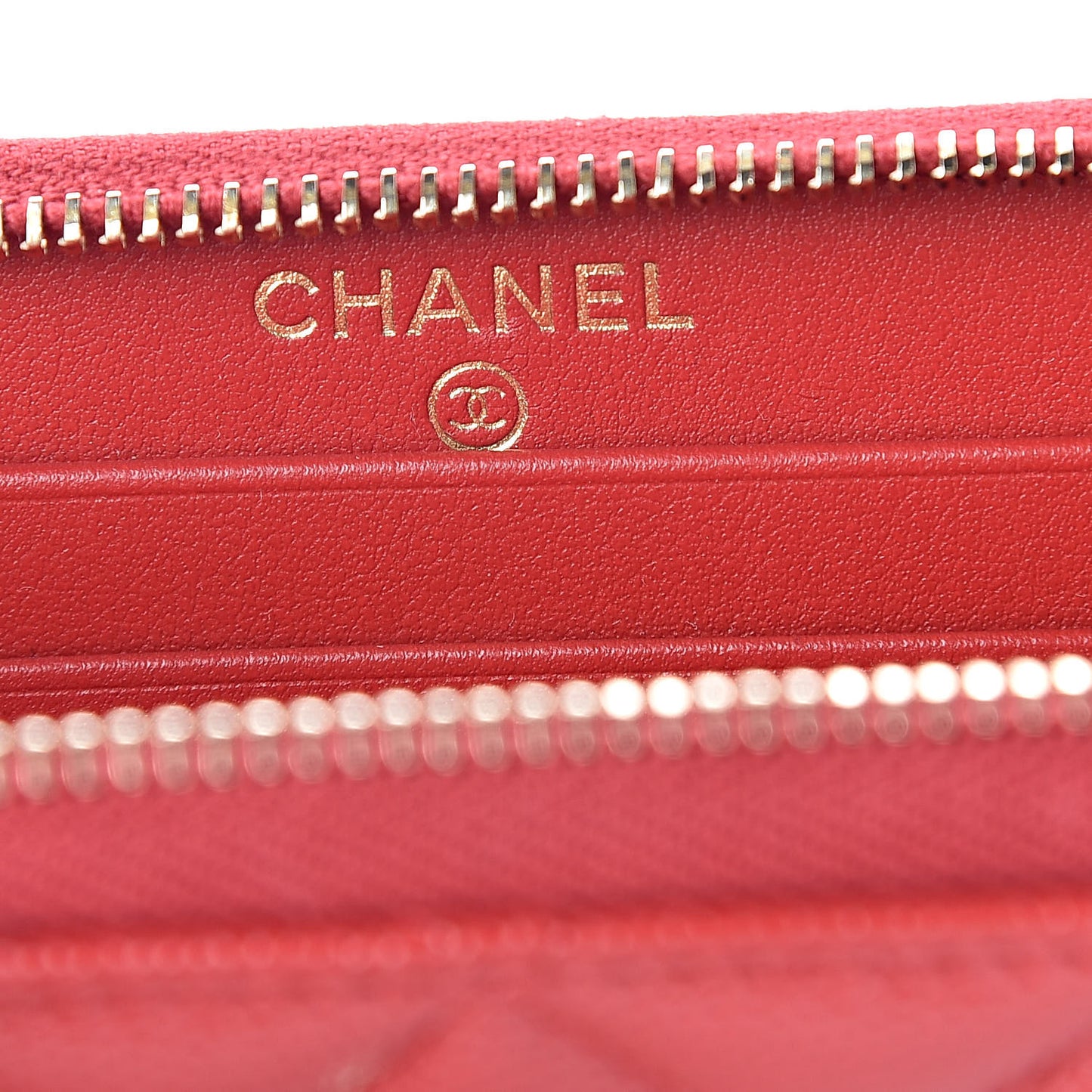 Caviar Quilted Medium Zip Around Wallet Red