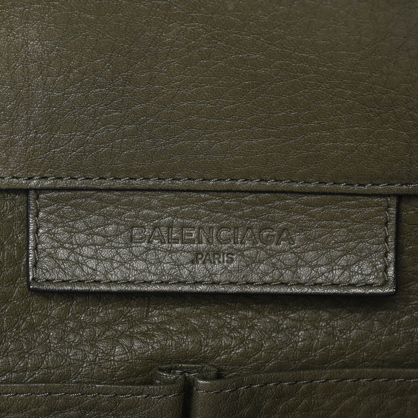 Supple Calfskin Papier A4 Zip Around Tote Green Black