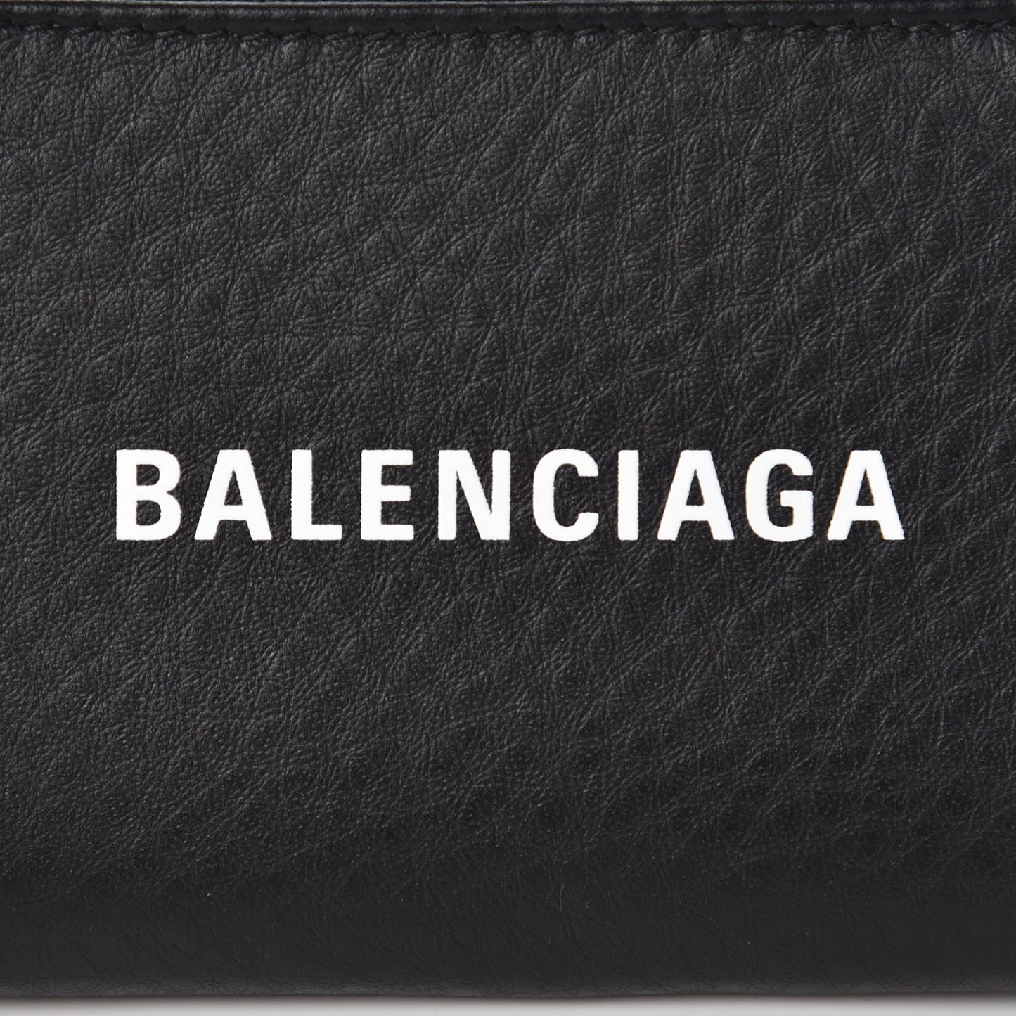 Smooth Calfskin Logo Everyday Zip Around Card Holder Black White