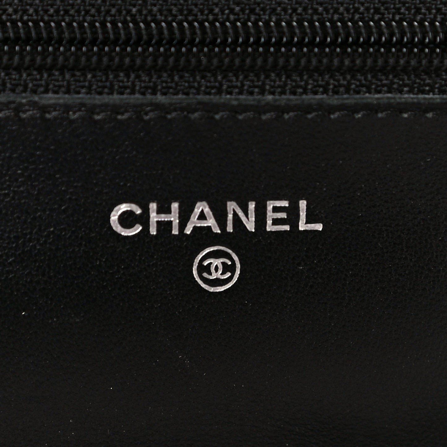 Lambskin Quilted Wallet On Chain WOC Black