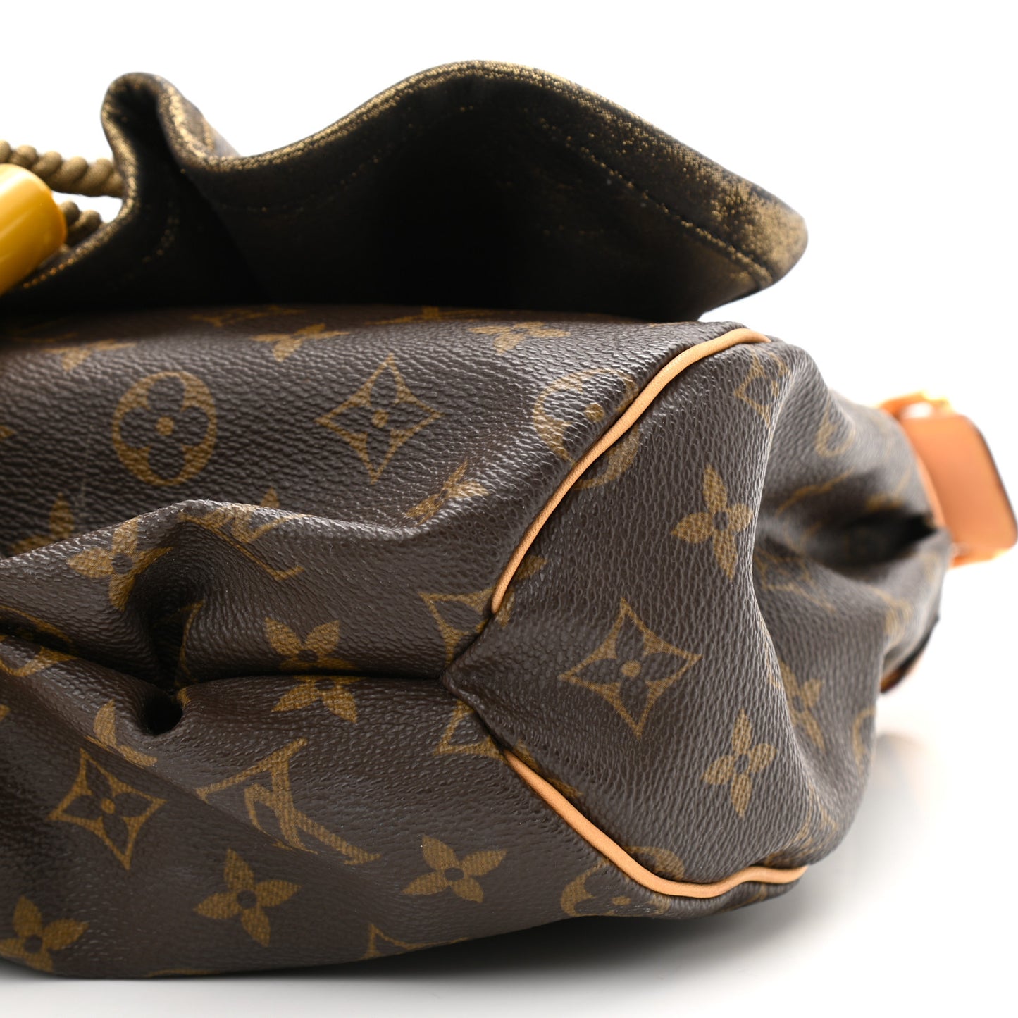 Monogram Kalahari PM