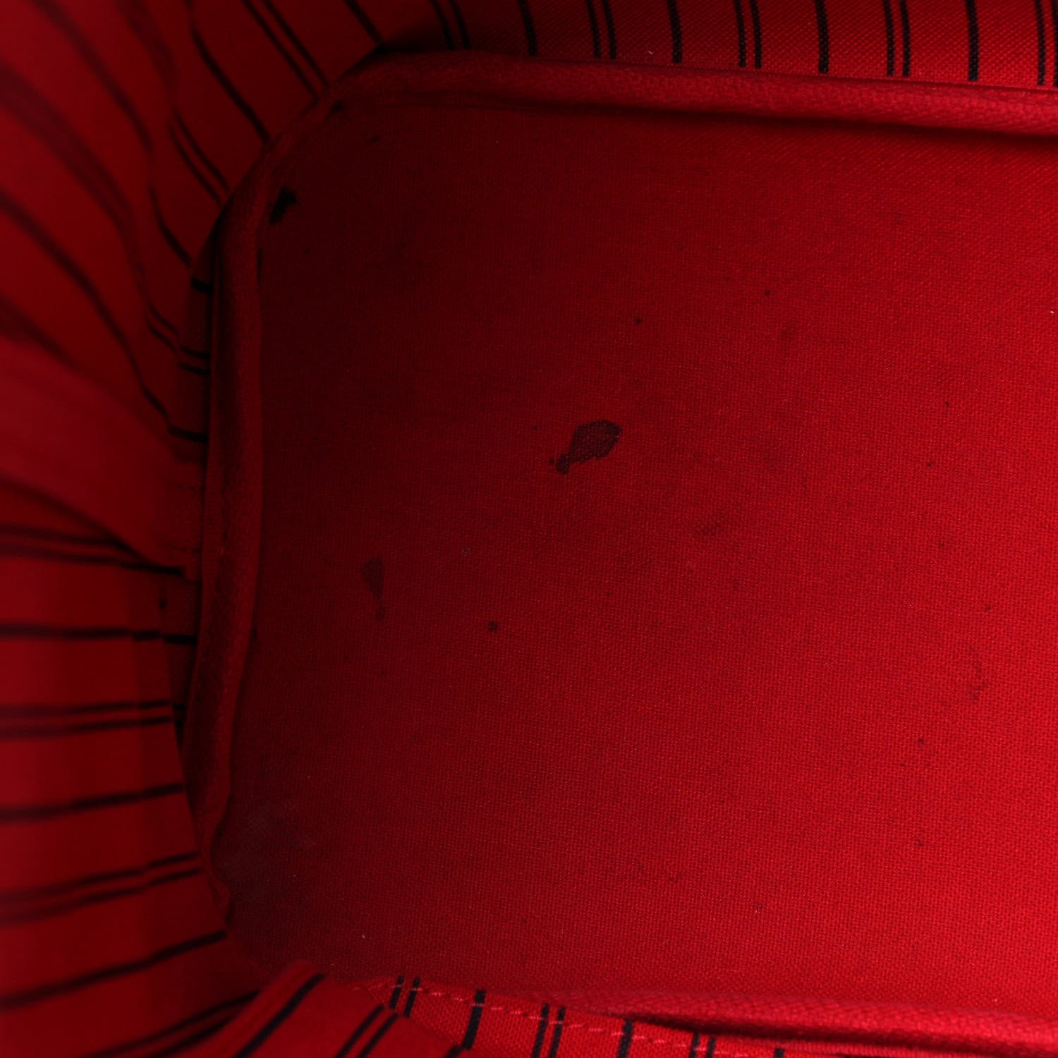Louis Vuitton Monogram World Tour Neverfull MM 14 of 21