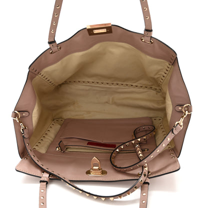 Valentino Garavani Vitello Medium Rockstud Tote Poudre 5 of 10