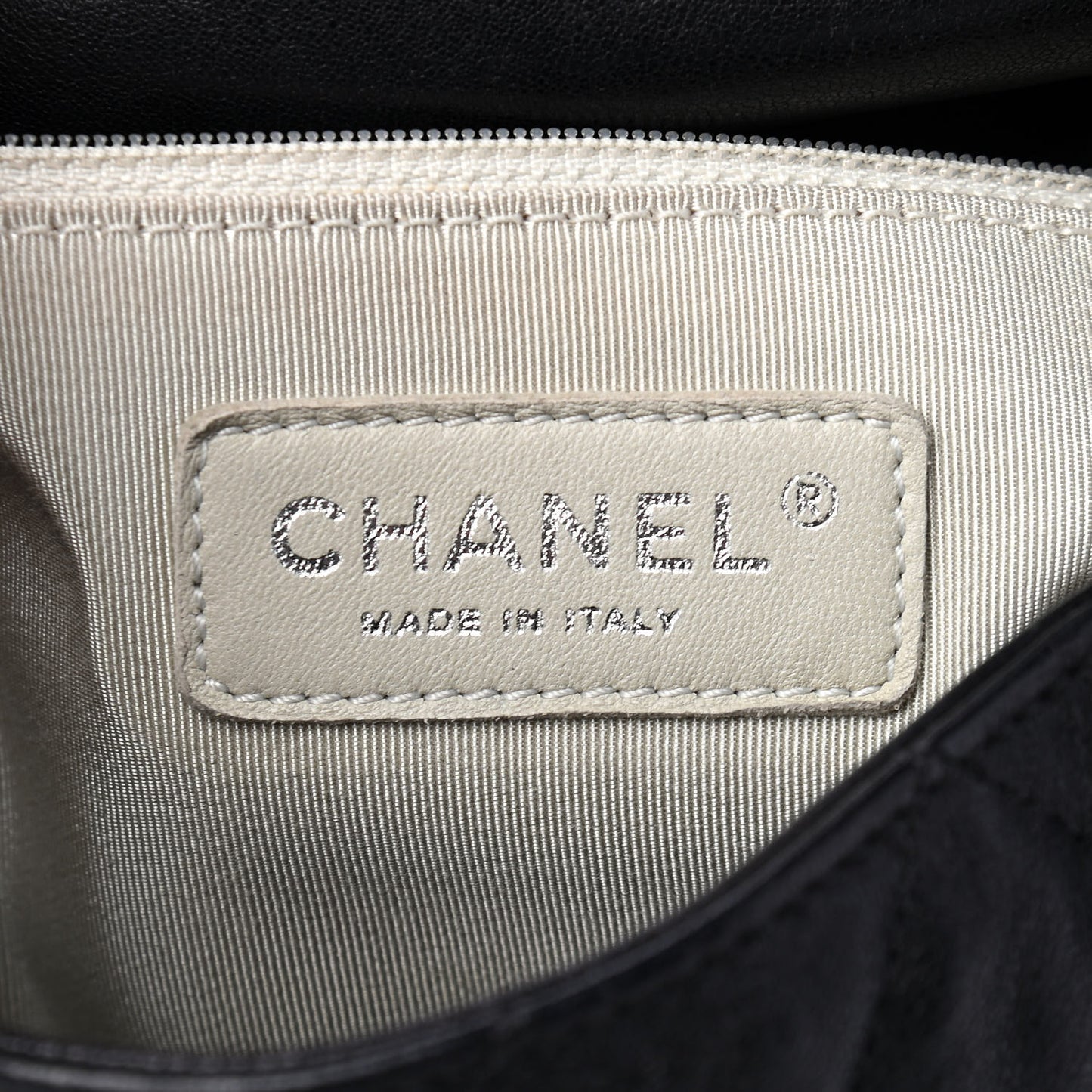 Washed Lambskin Quilted Maxi Chain Around Flap Black