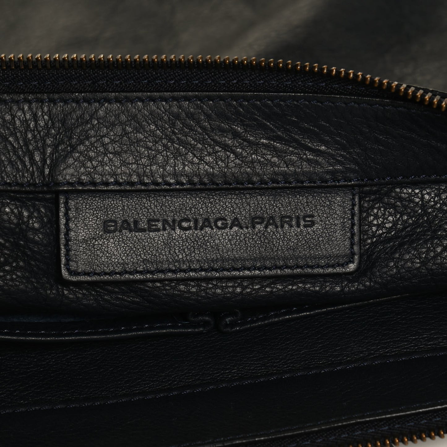 Calfskin Milkyway Ligne Papier Messenger Bleu Roi