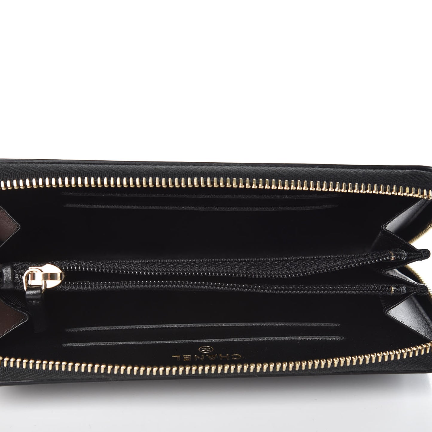 Caviar Quilted Medium Filigree Zip Around Wallet Black