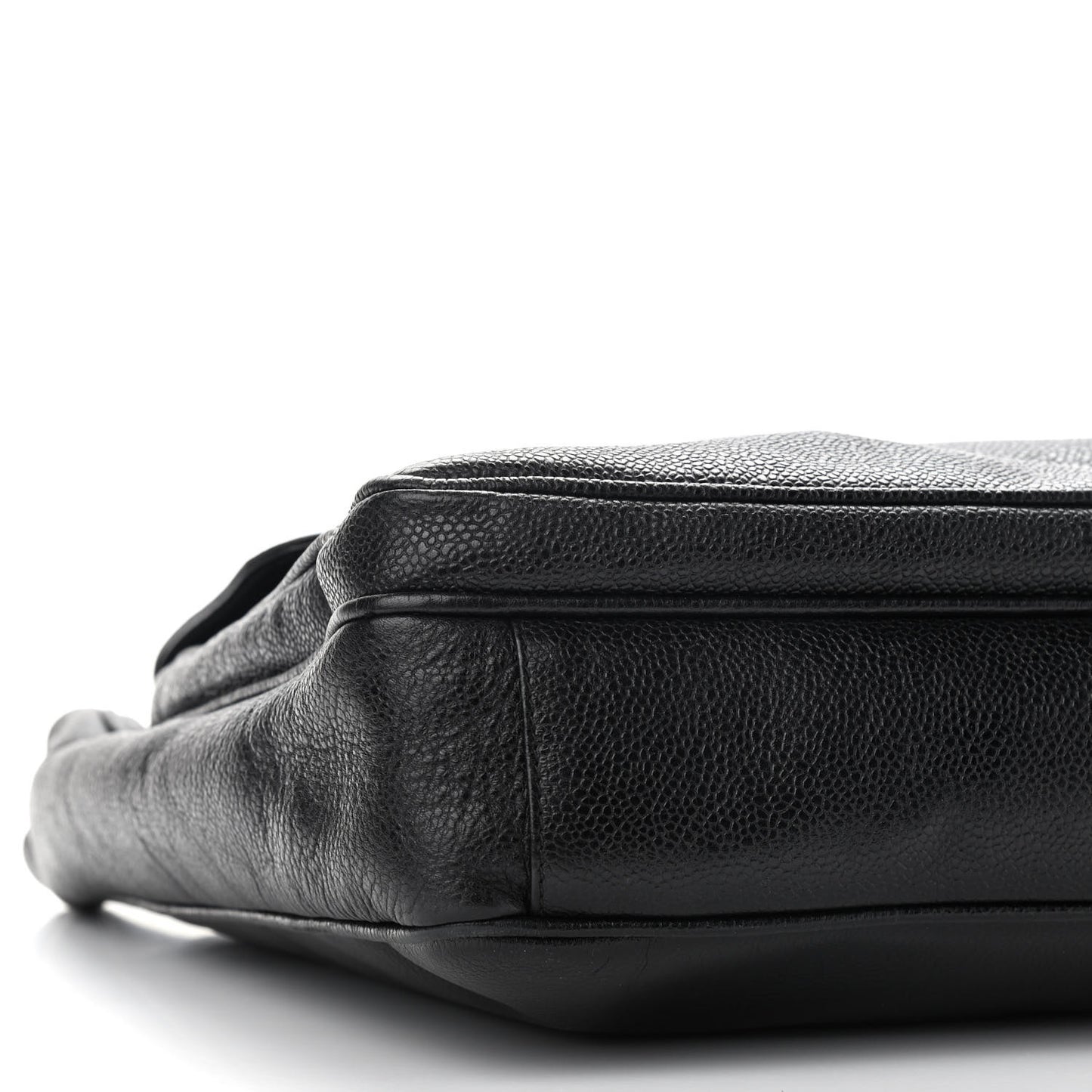 Caviar CC Shoulder Bag Black