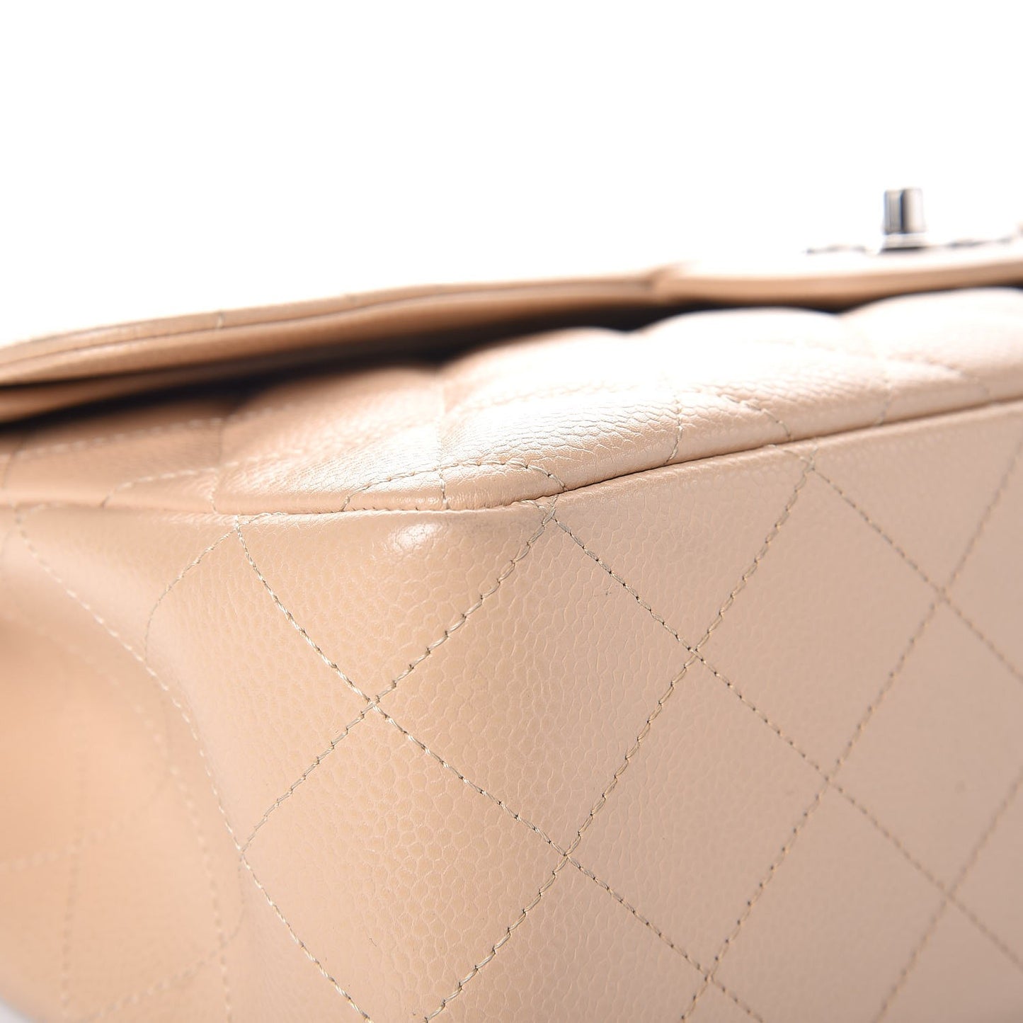 Caviar Quilted Jumbo Double Flap Beige Clair