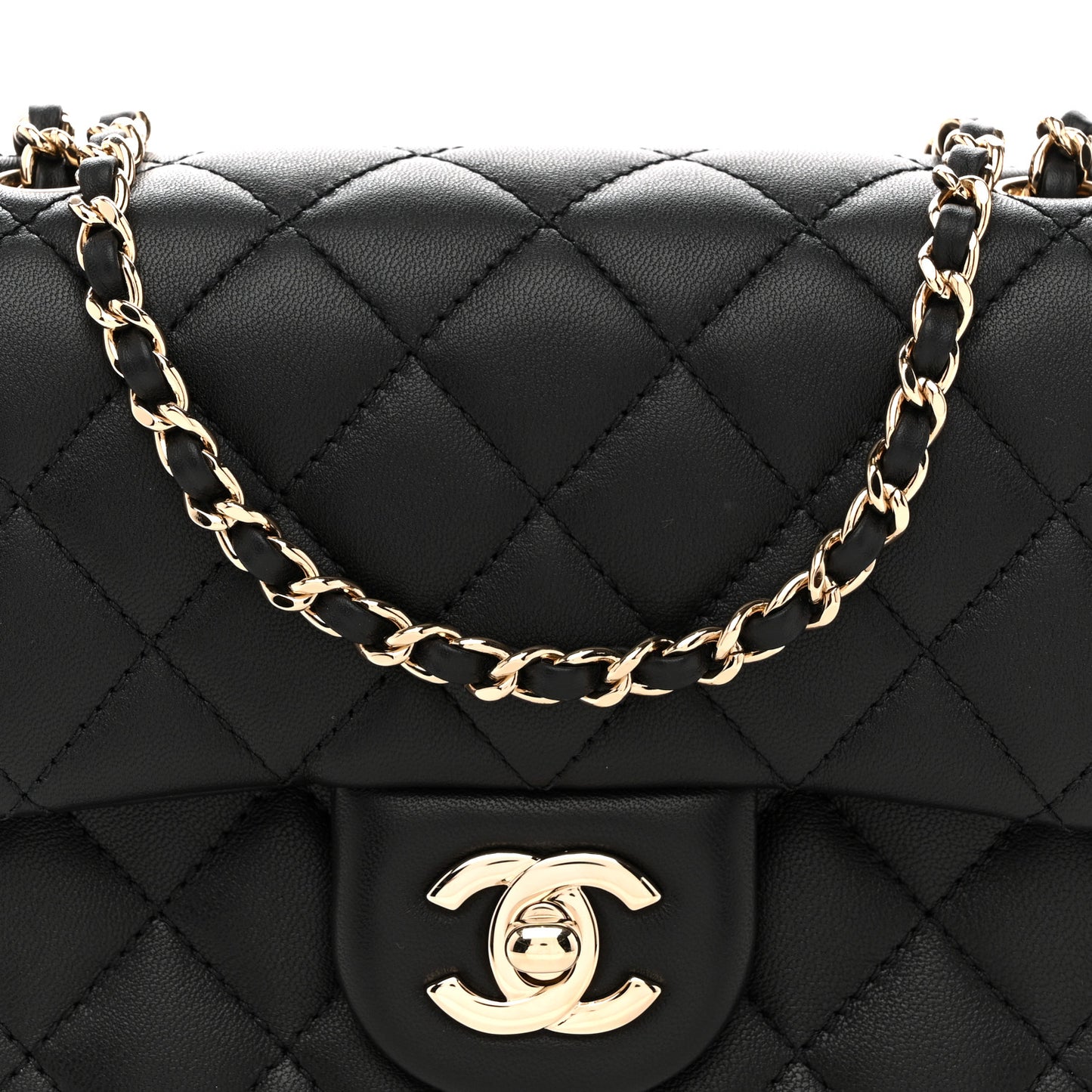Lambskin Quilted Enamel Mini Pearl Crush Flap Black