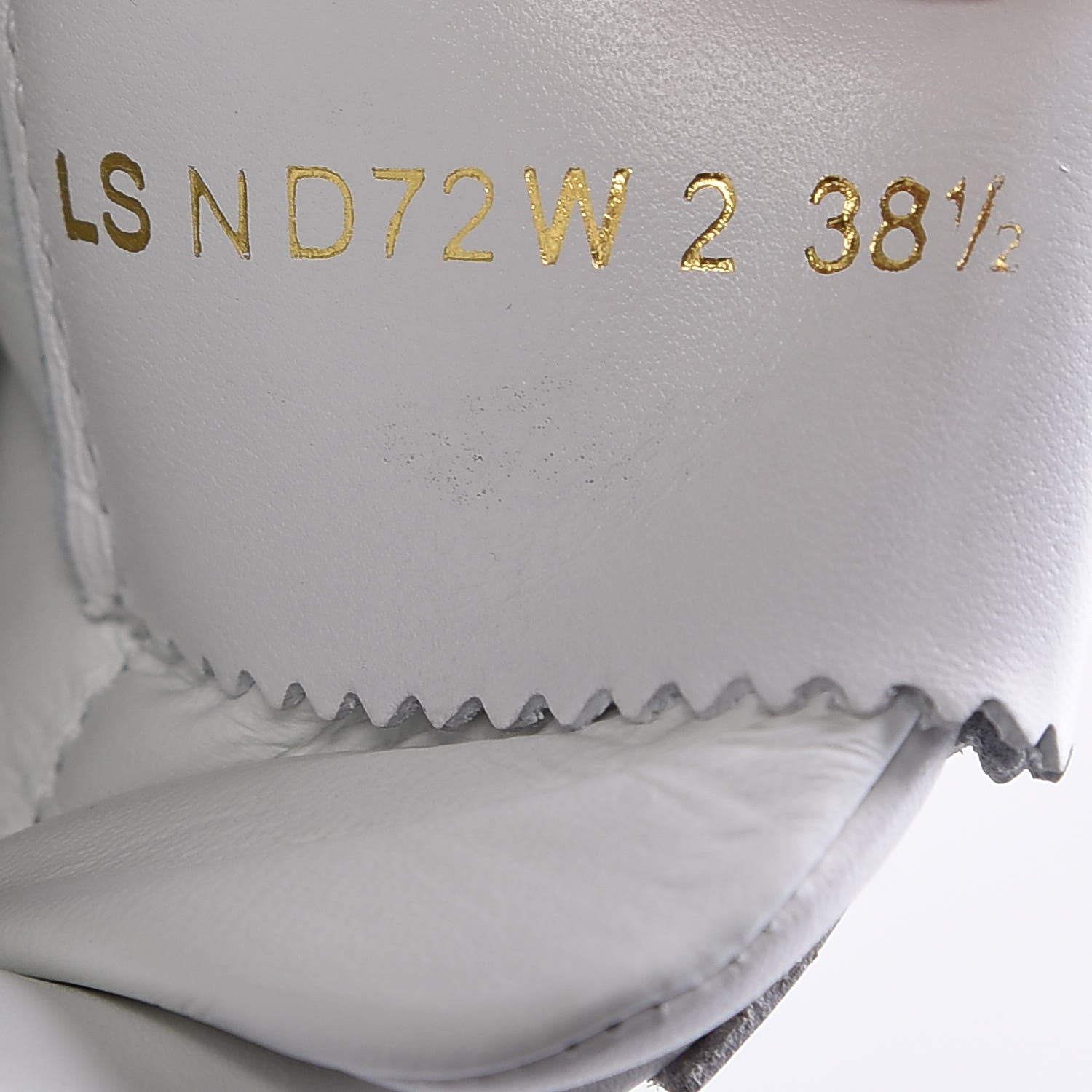 Valentino Garavani Calfskin Flycrew Sneakers 38.5 White 8 of 9