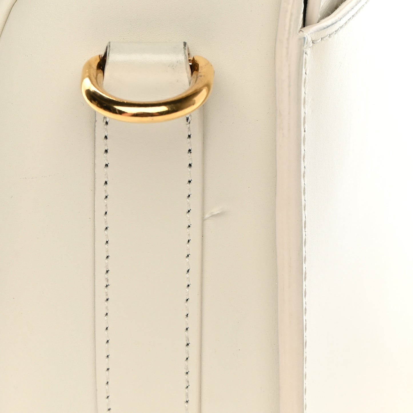 Box Calfskin Medium Bobby Flap Latte