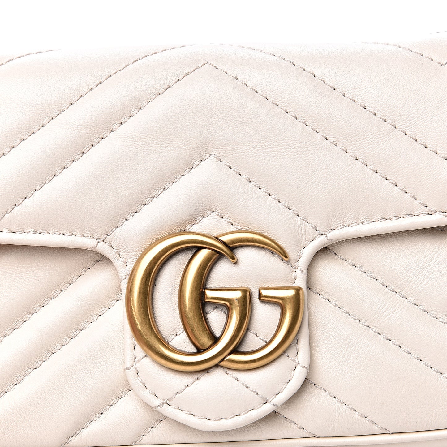 Calfskin Matelasse Super Mini GG Marmont Shoulder Bag White