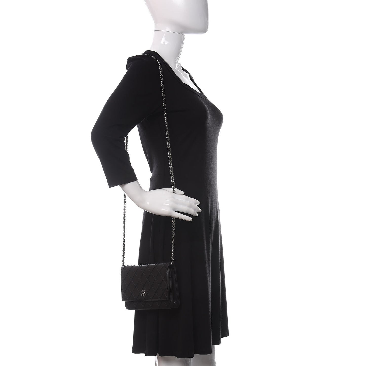 Calfskin Whipstitch Wallet On Chain WOC Black
