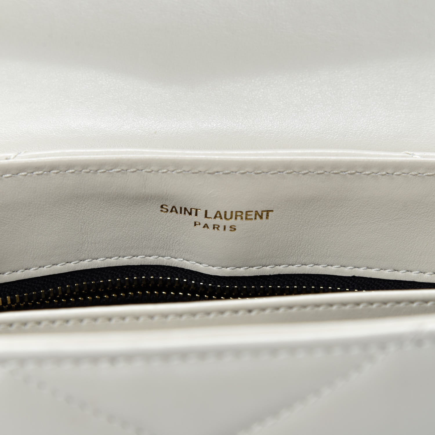 Saint Laurent Calfskin Y Quilted Monogram Toy Loulou Crossbody Bag Blanc Vintage 9 of 11