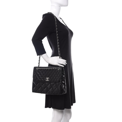 Chanel Vinyl Quilted In the Business Flap Bag Black 3 of 22