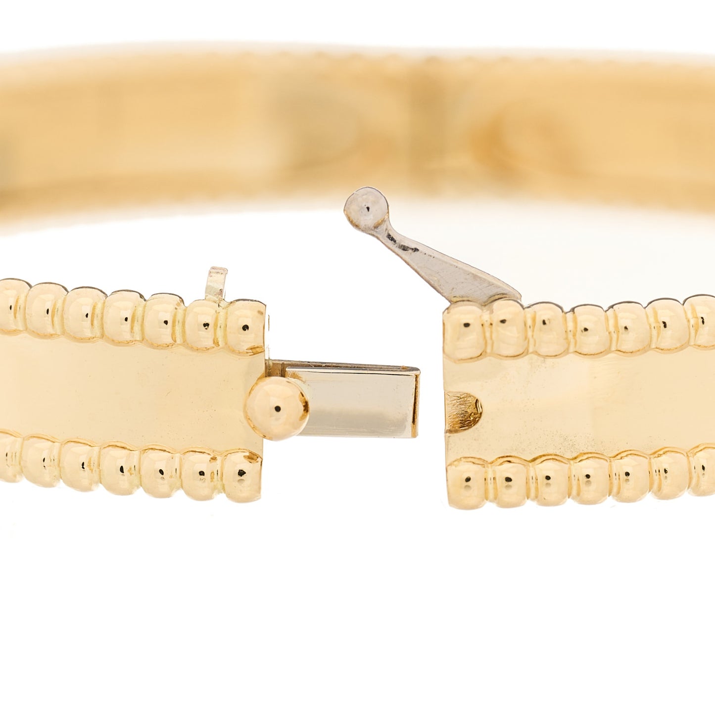 18K Yellow Gold Perlee Signature Bangle Bracelet M
