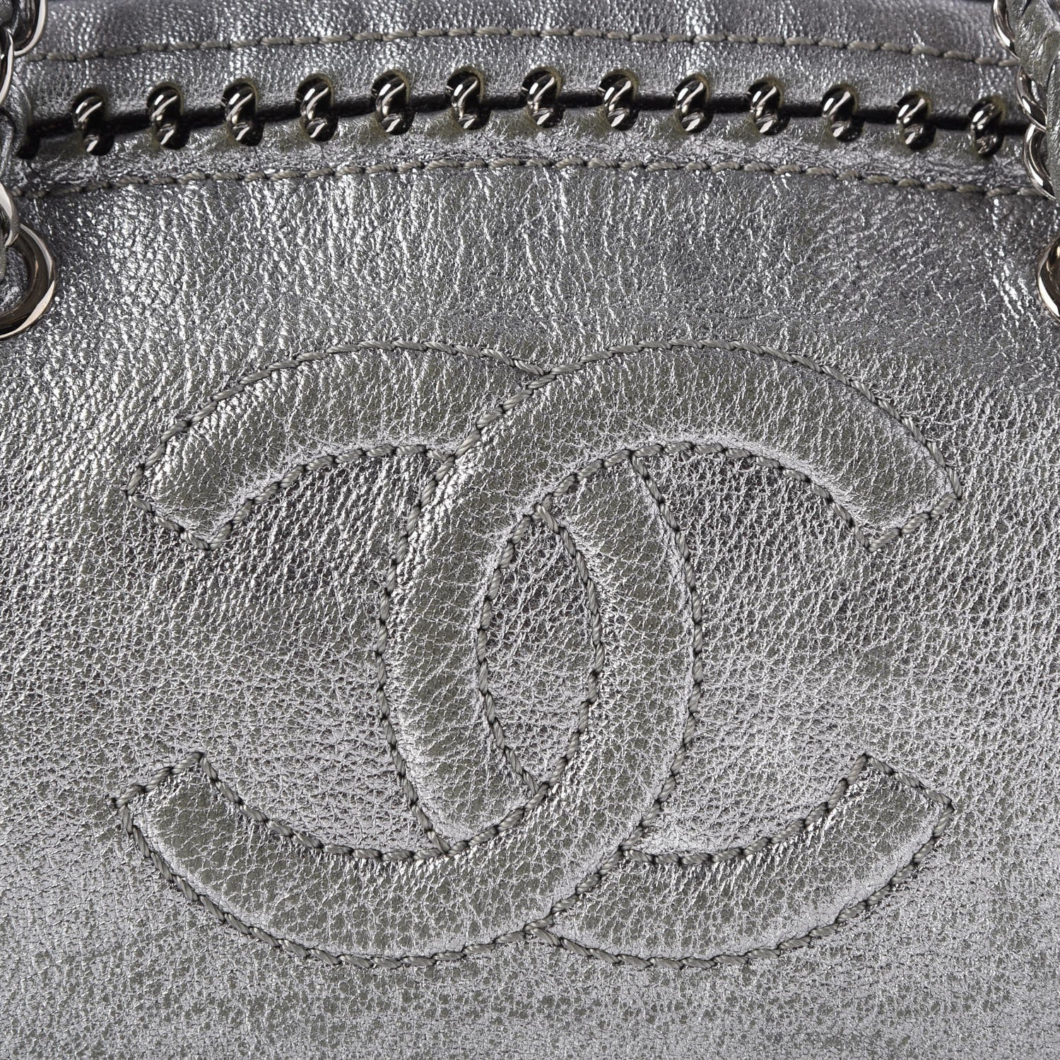 Chanel Metallic Goatskin Medium Luxe Ligne Bowler Tote Silver 17 of 23