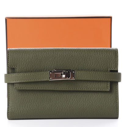 Hermes Chevre Mysore Medium Kelly Wallet Vert Veronese 16 of 16