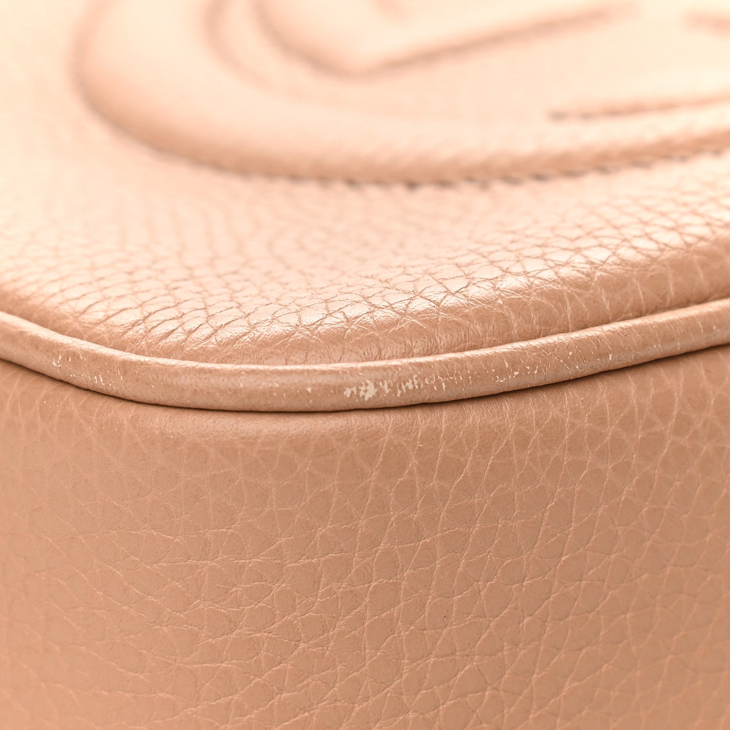 Pebbled Calfskin Small Soho Disco Bag Camelia