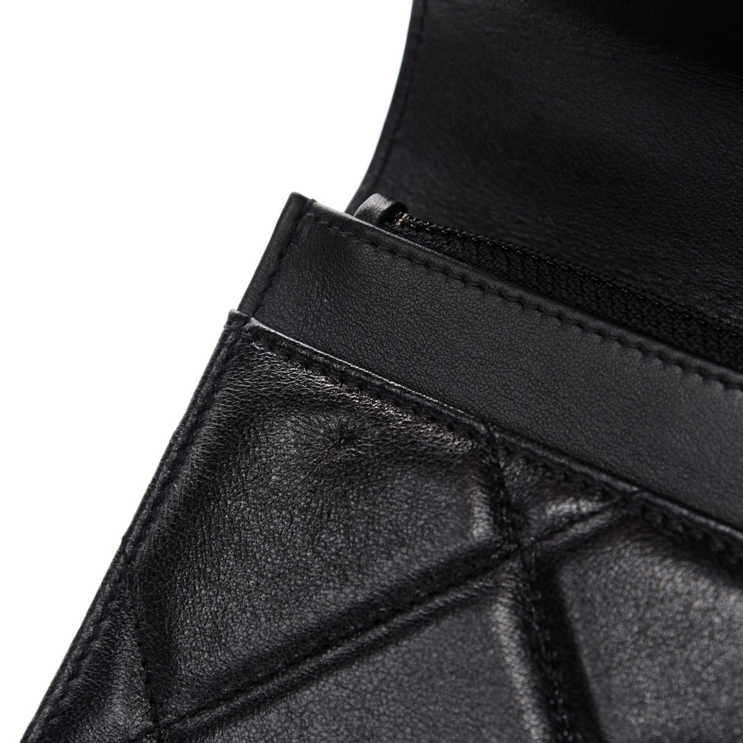 Goatskin Quilted 19 Wallet On Chain WOC Black