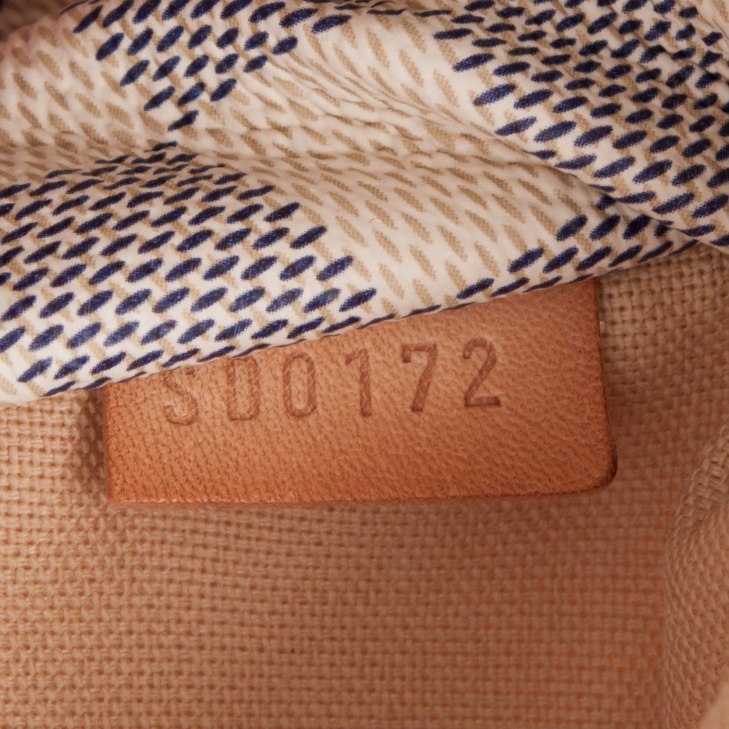 Louis Vuitton Damier Azur Totally MM 7 of 7