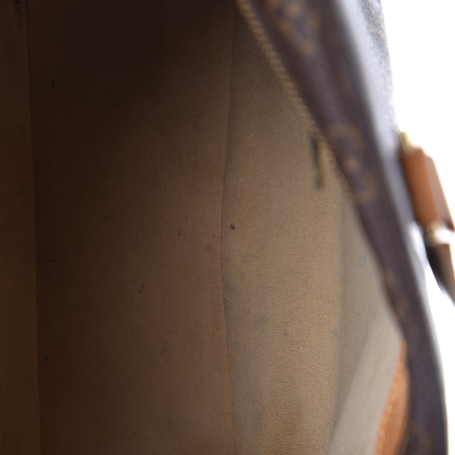 Louis Vuitton Monogram Luco 14 of 25