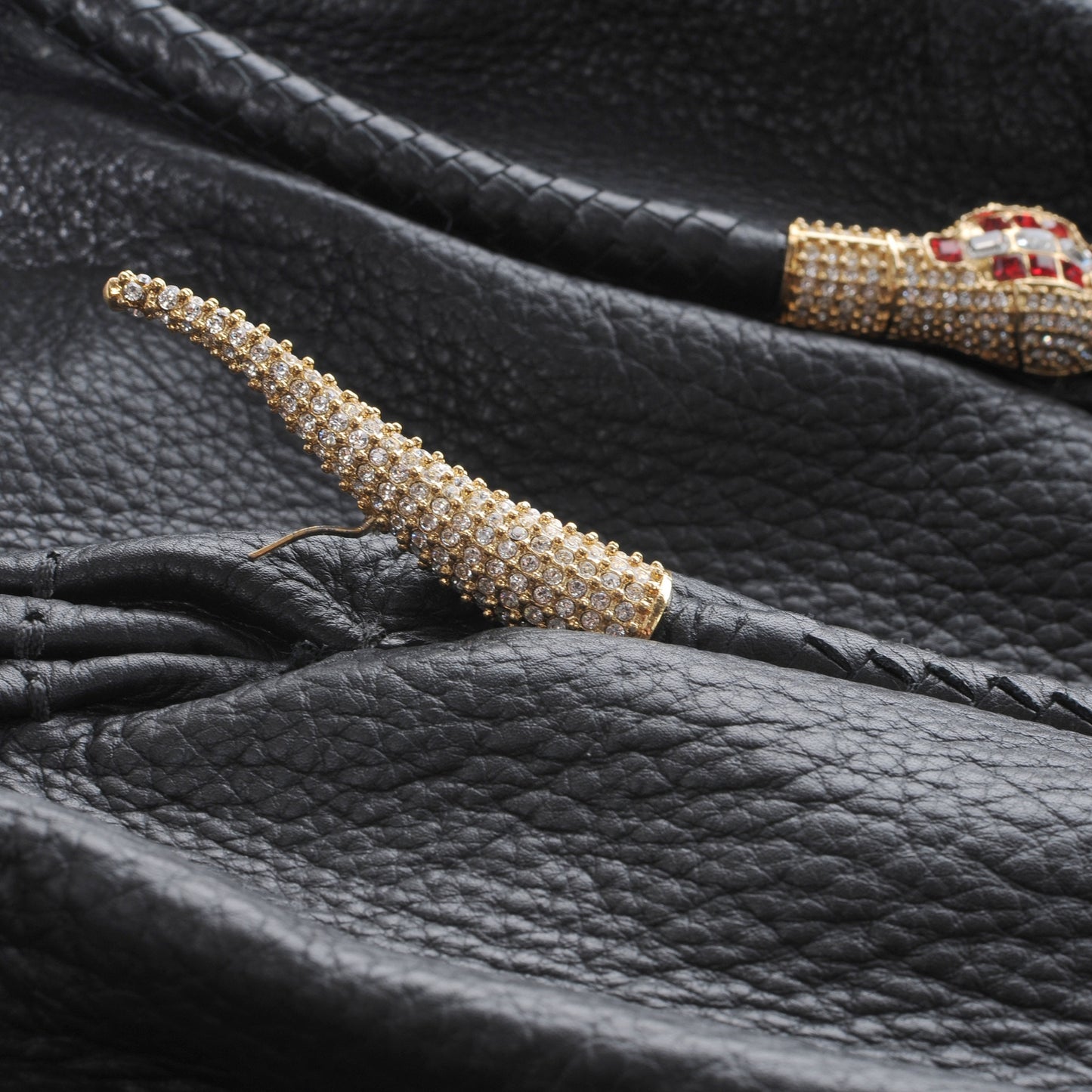 Leather Serpent Tote Black