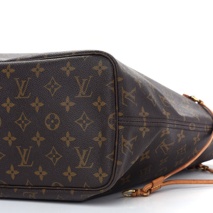 Louis Vuitton Monogram Neverfull MM 8 of 12