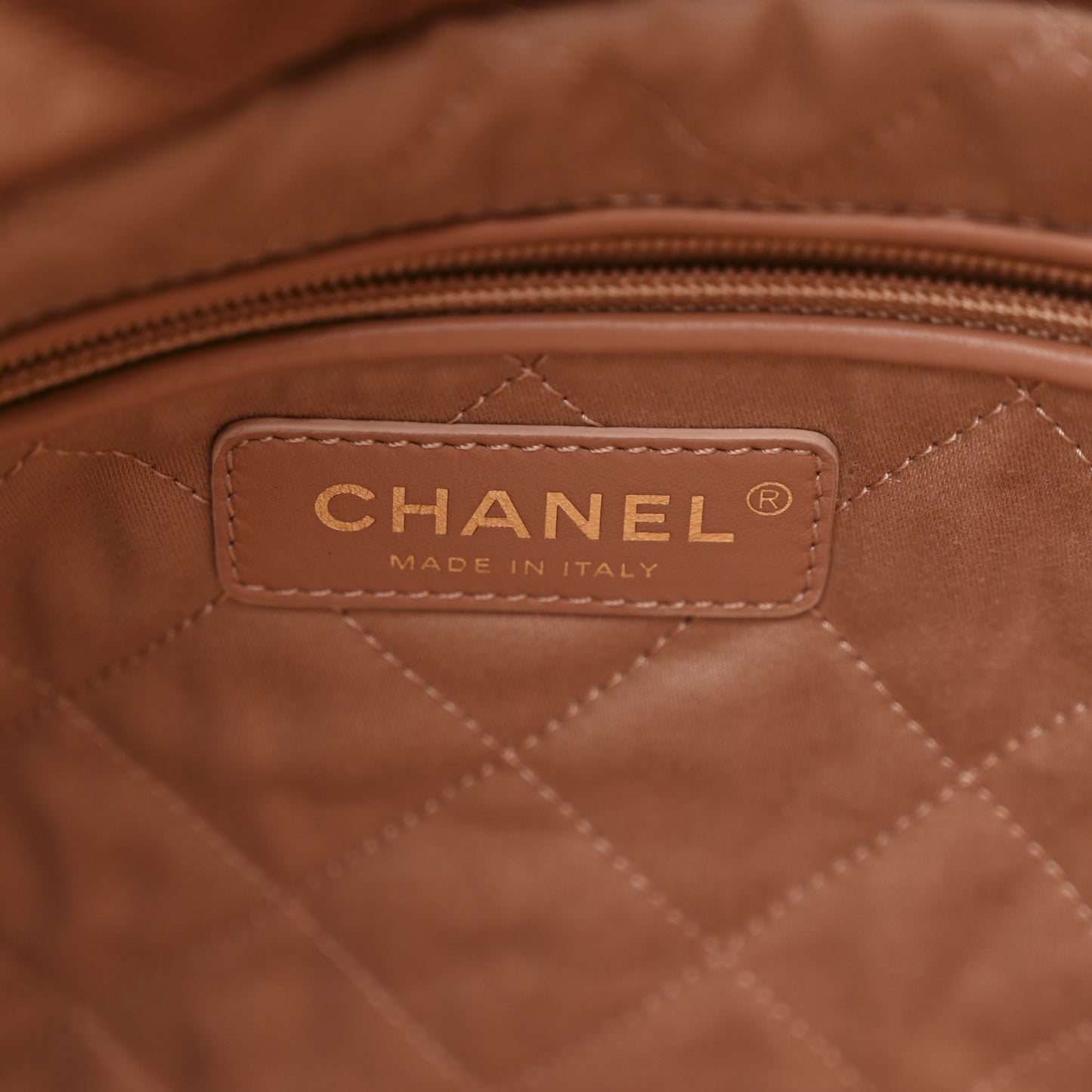 Metallic Calfskin Quilted Small Chanel 22 Pink