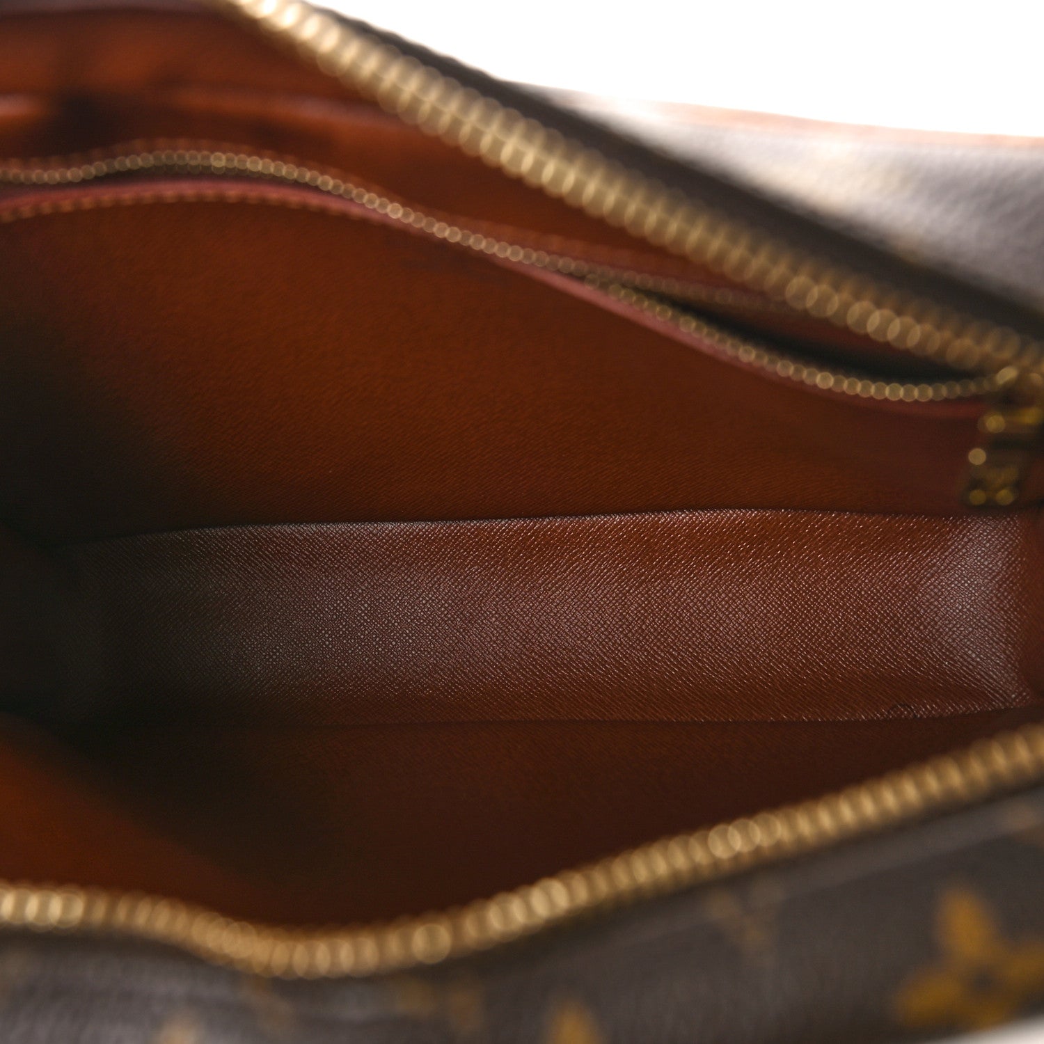 Louis Vuitton Monogram Trocadero 27 5 of 8
