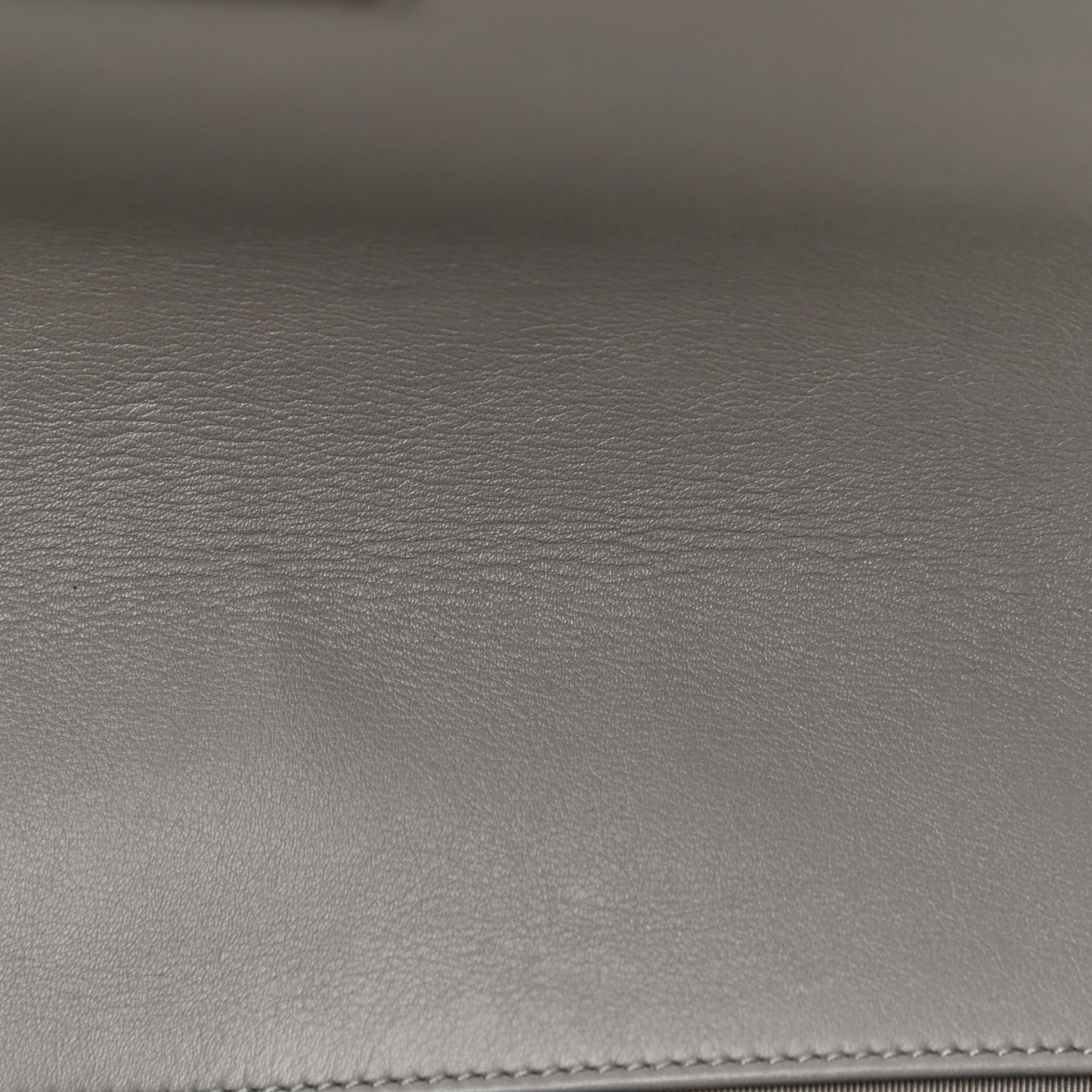 Lambskin Quilted Medium Boy Flap Grey