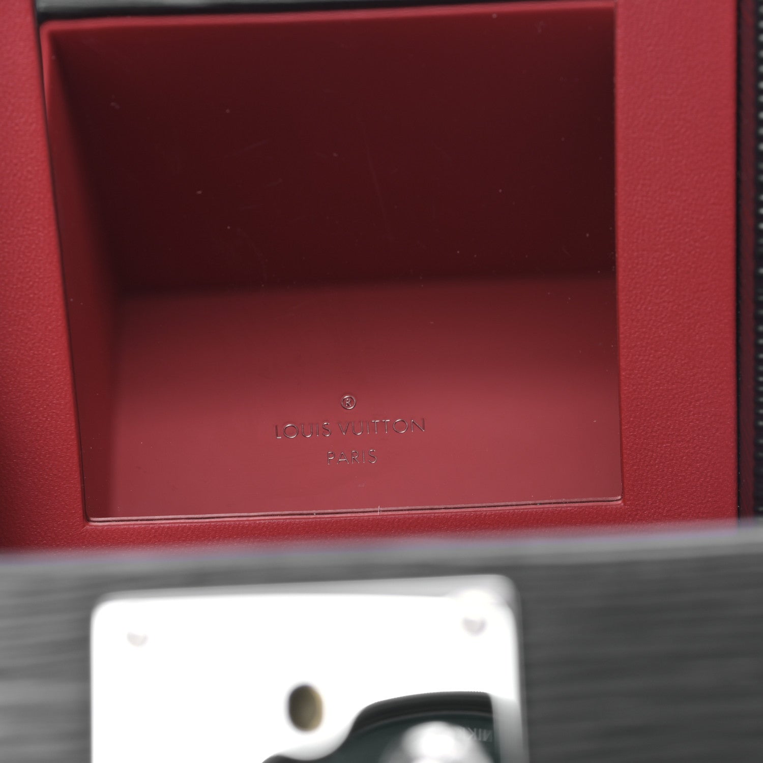 Louis Vuitton Epi Bleecker Box Black 7 of 9