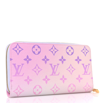 Louis Vuitton Monogram Giant Spring In The City Zippy Wallet Sunrise Pastel 3 of 8