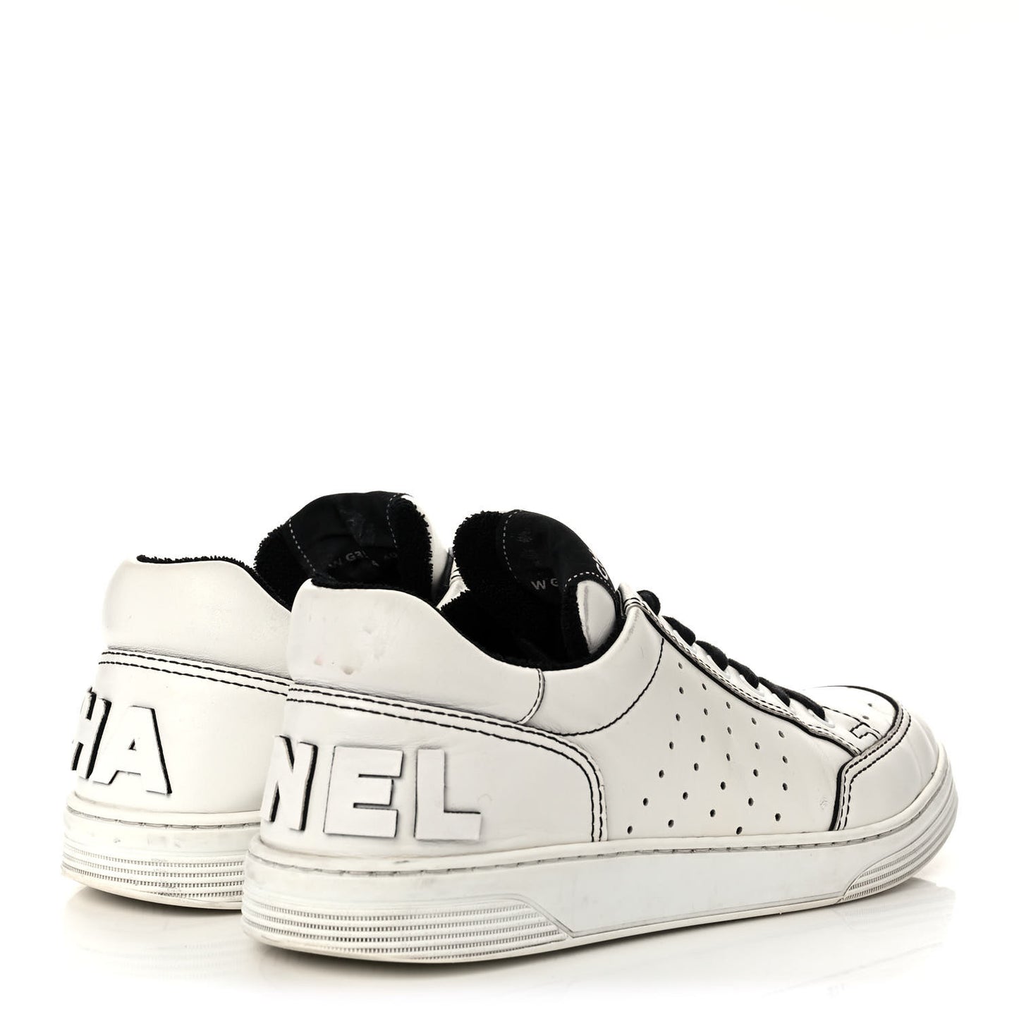Calfskin Womens Logo Sneakers 40 Black White