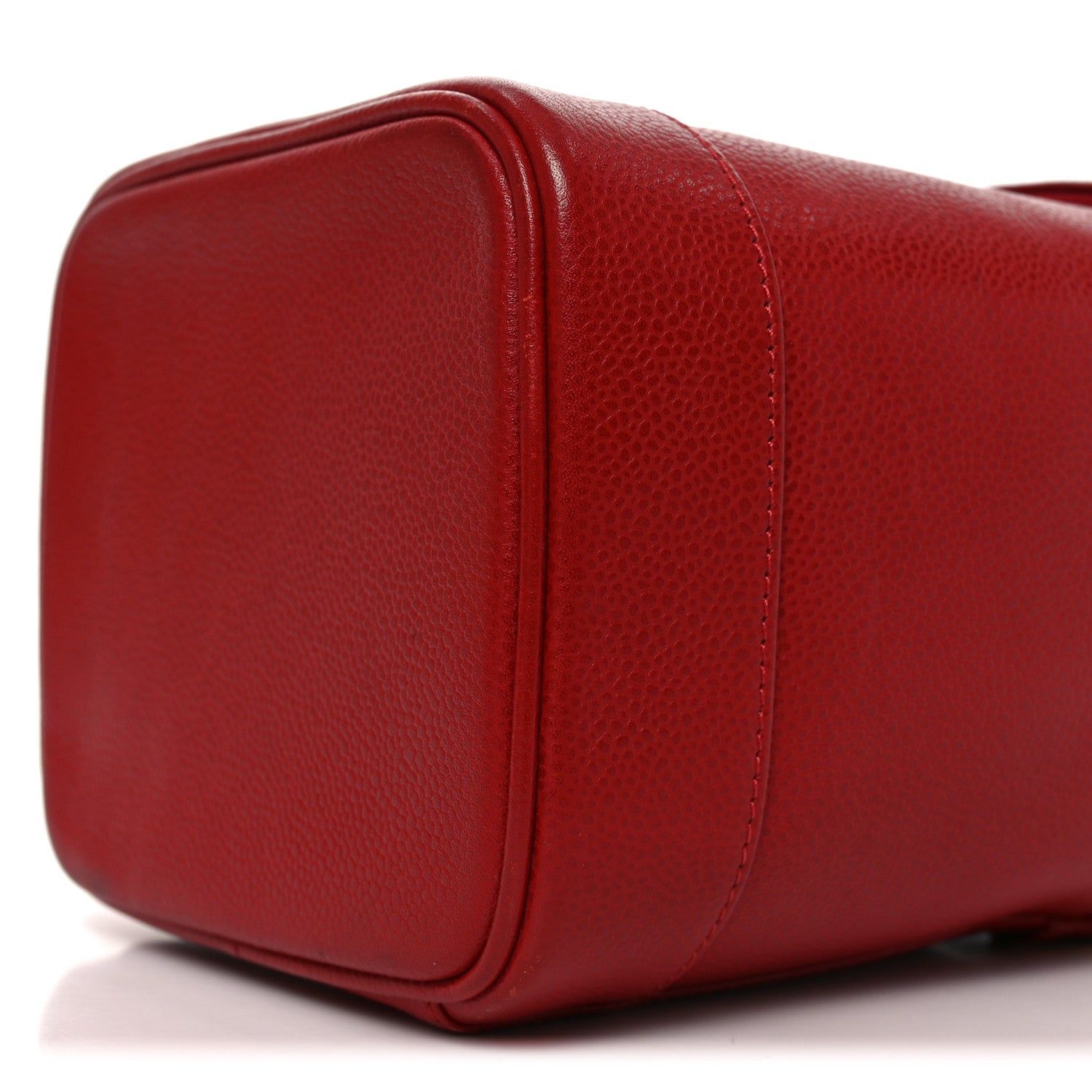 Chanel Caviar Vanity Cosmetic Case Red 9 of 9