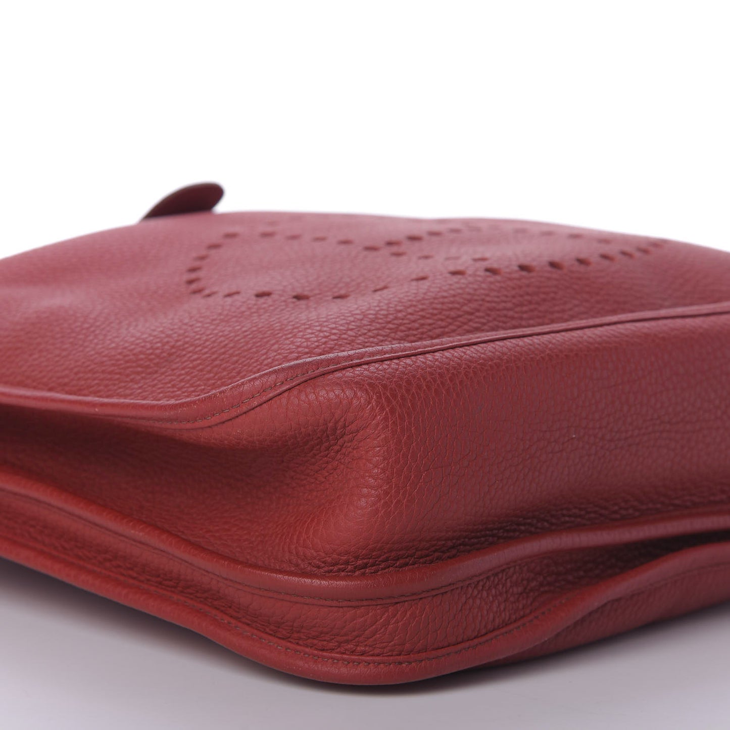 Togo Evelyne III GM Rouge Garance