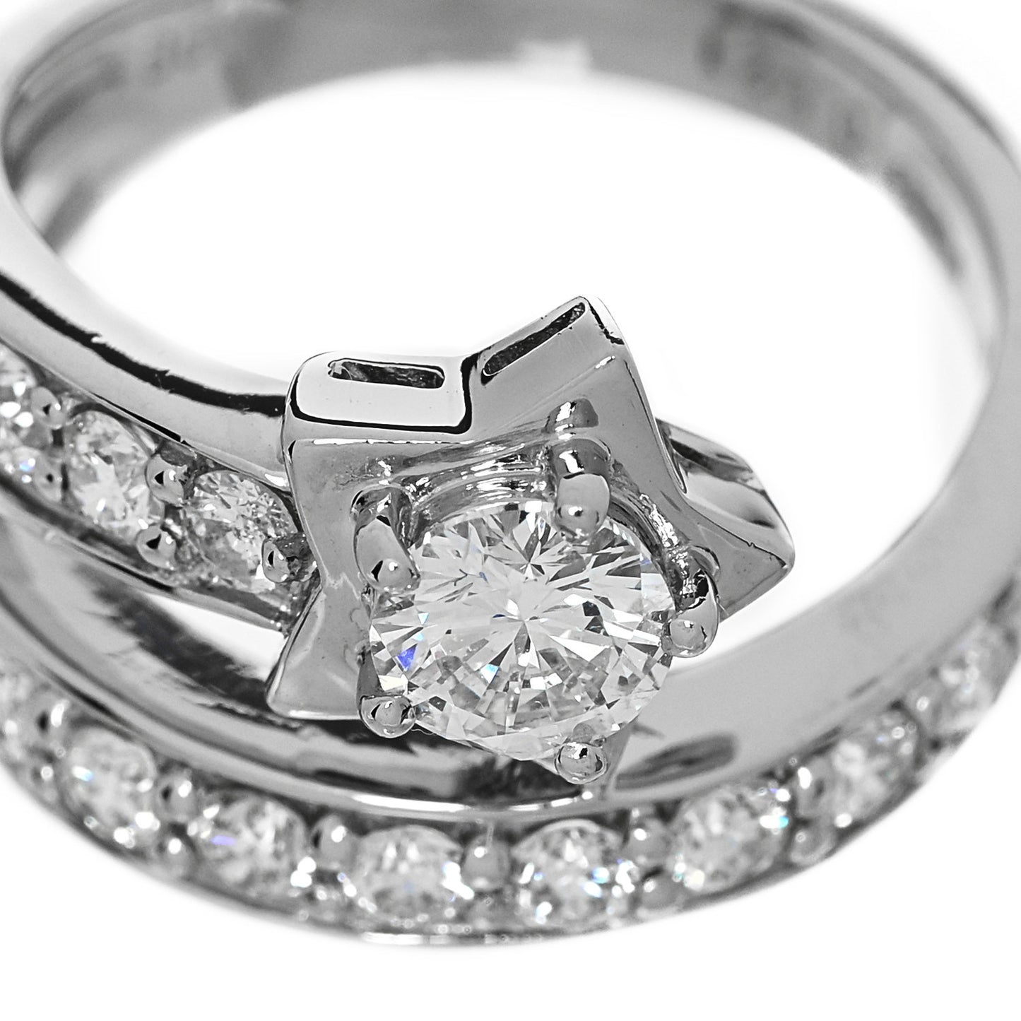 Platinum Diamond 1.50ctw Shooting Star Ring  53 6.5