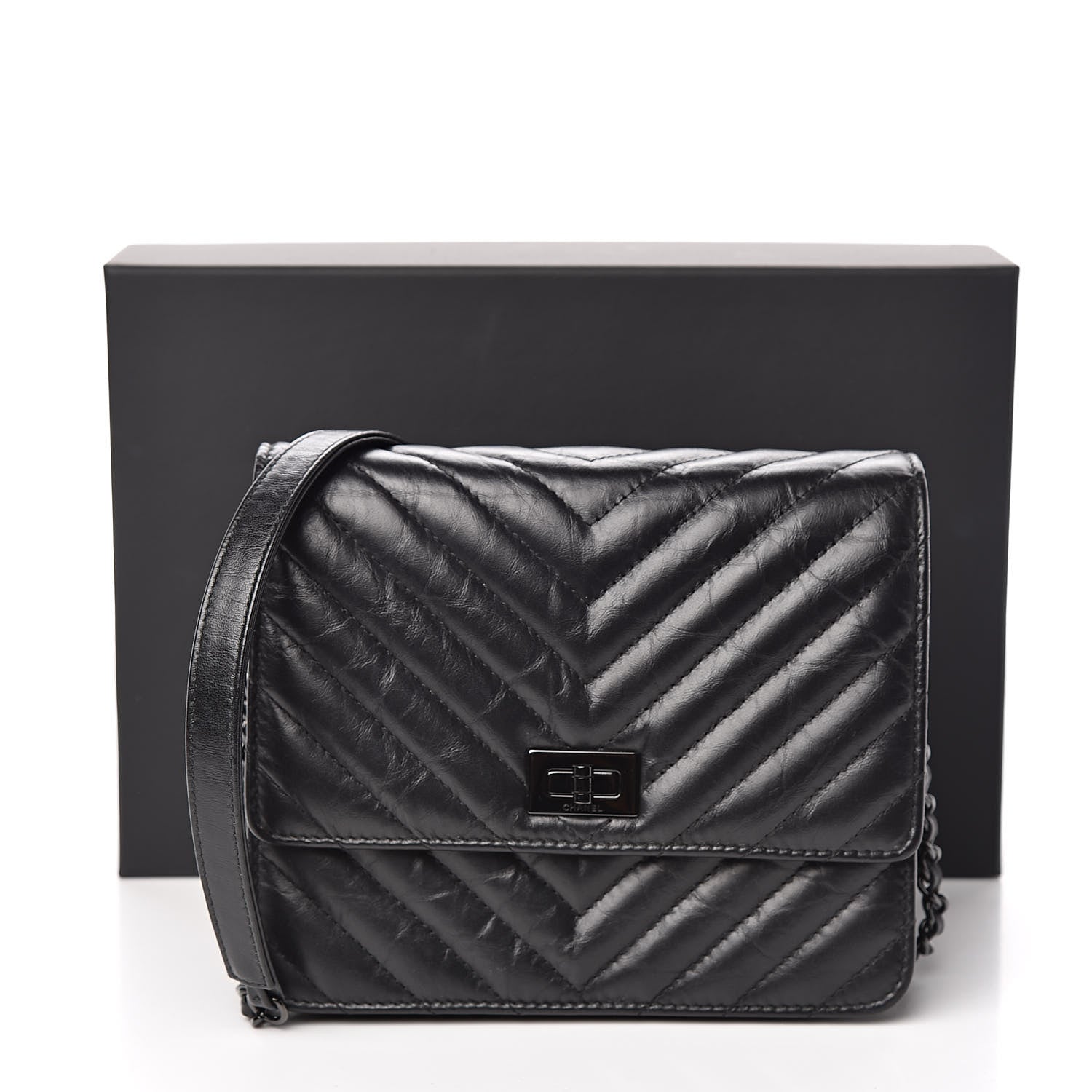 Chanel Aged Calfskin Chevron Quilted Reissue 2.55 Square Wallet On Chain WOC So Black 12 of 12